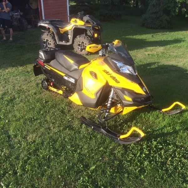 2013 Ski-doo MXZ Rev-XS For Sale