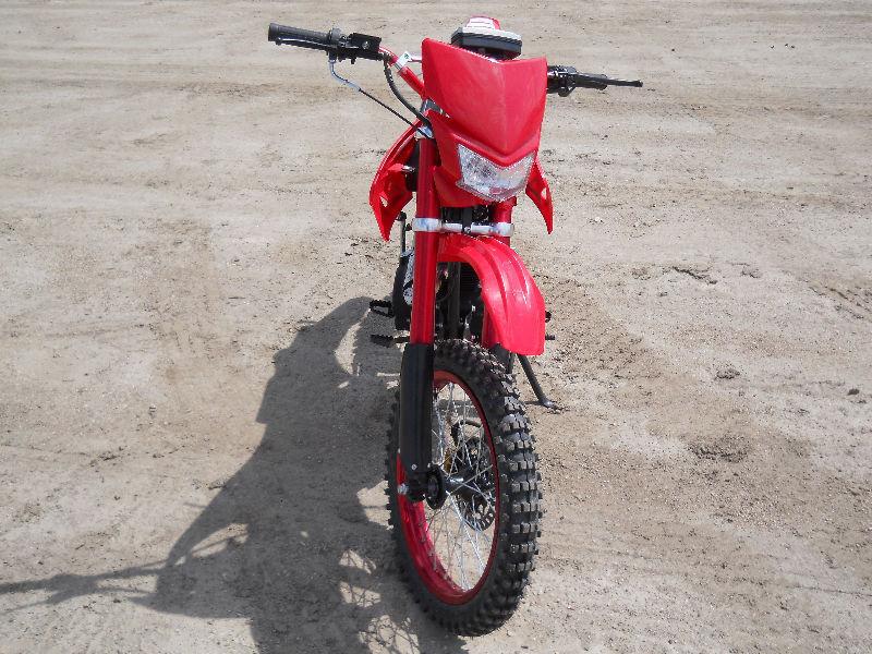 TEEN / ADULT BRAND NEW 200 cc 4 STROKE DIRT BIKE FOR $1499.00