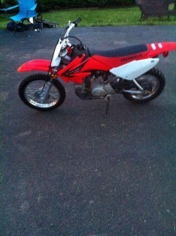 2005 Honda crf 70 with papers $1200 firm