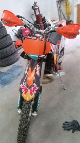 2010 ktm 300xcw & Trailer ( LOOKING TO TRADE )