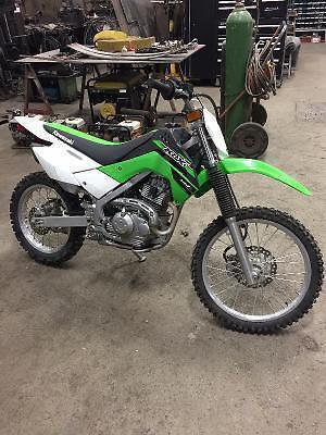 2015 Kawasaki KLX140L Low Hours