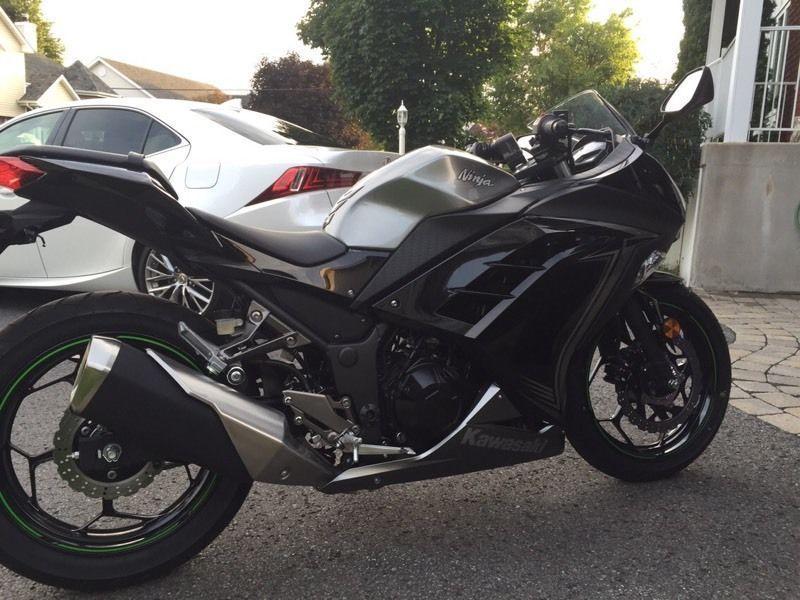 Kawasaki 300 2015 spécial édition abs