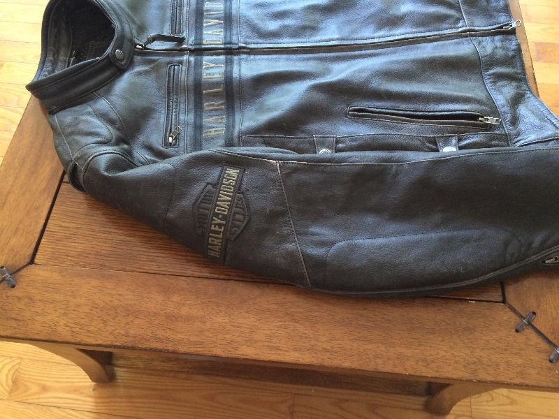 Men's XL Harley Davidson leather jacket, Like new!!