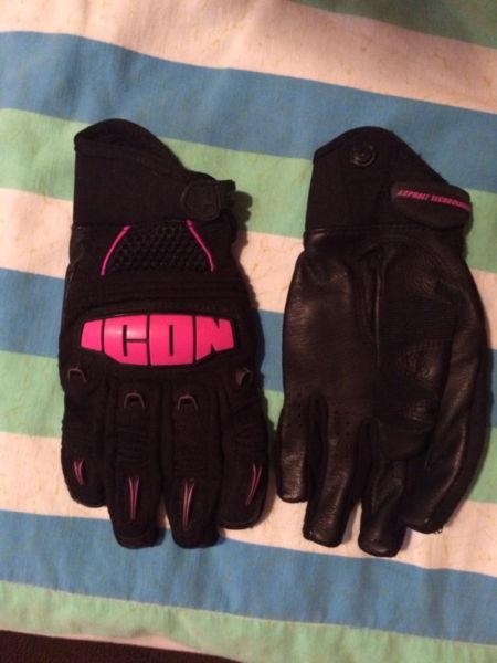 Lady's Icon Motorcycle Gloves