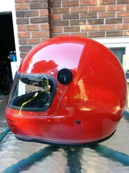 Red Motorcycle Bike Helmet size L Simpson