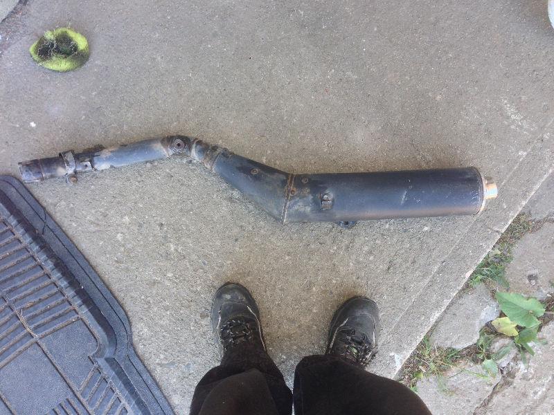 Exhaust for a drz