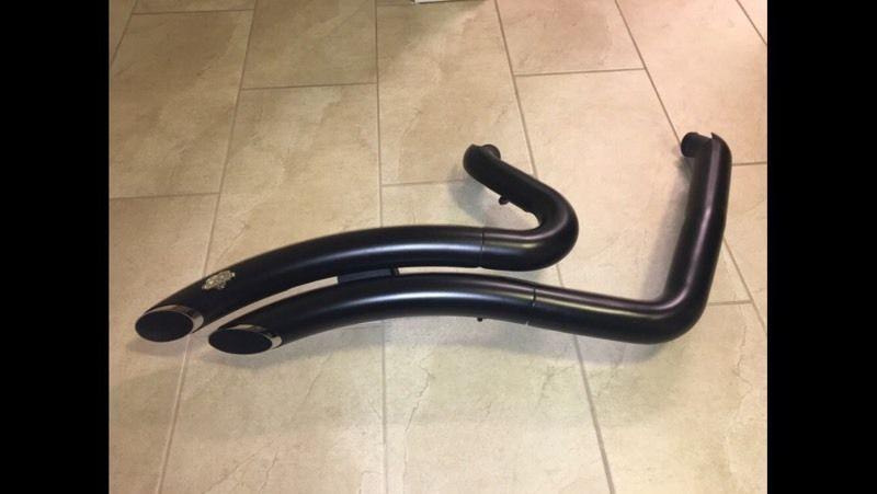 Vance & Hines Big Radius Exhaust for Harley Dyna Models!