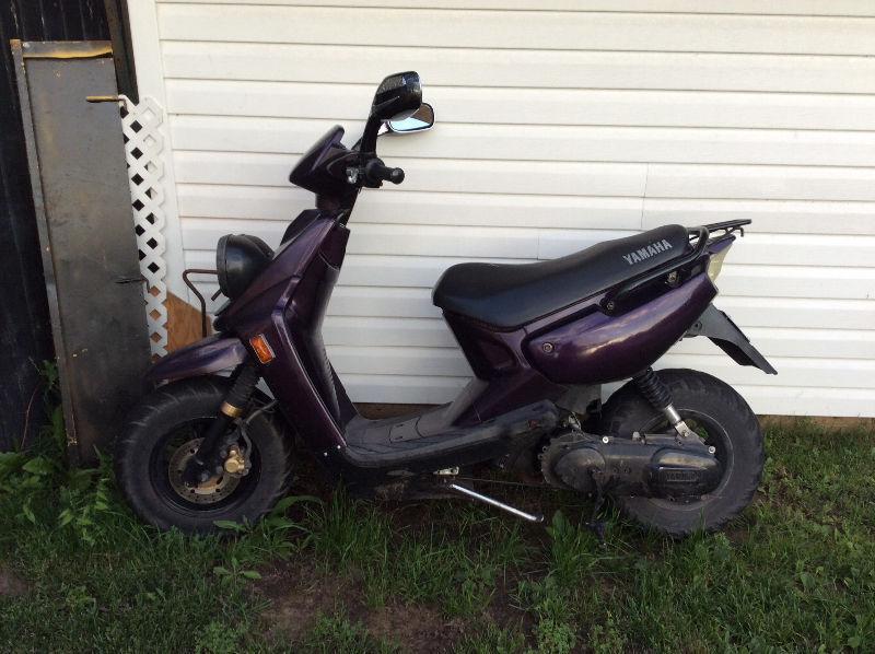 Yamaha bws 50 cc scooter 2003 450$