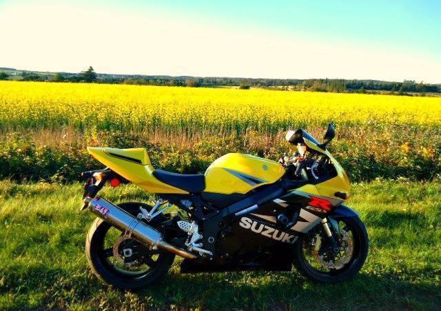 2004 750 GSXR for sale or trade for a bobber style bike