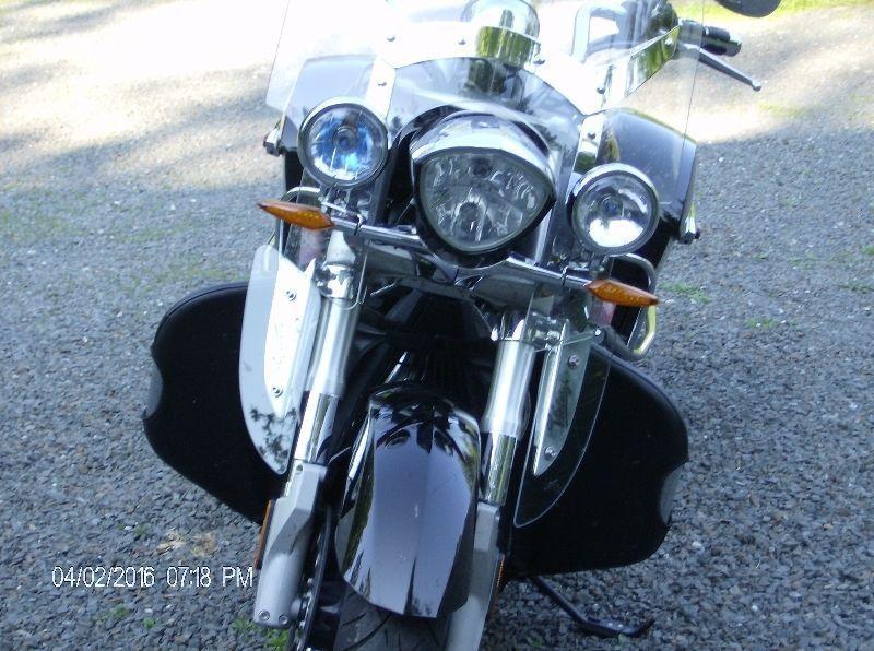 for sale rare 2011 victory cross roads bagger 6 speed