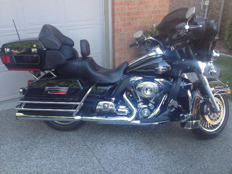 Black 2010 Ultra Classic with Low Miles and Upgrades-Offers???