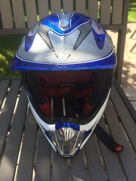 Junior Dirt Bike/ATV Helmet