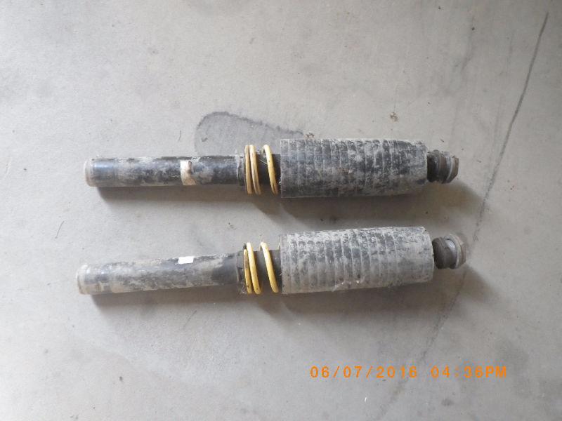 Kawasaki 700KVF struts