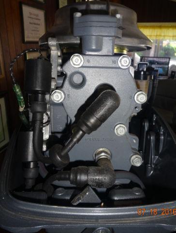 MINT CONDITION 2012-25 HP -2 STROKE- YAMAHA OUTBOARD sell/trade