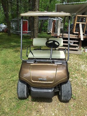 2002 Yamaha gas Golf cart $2,850