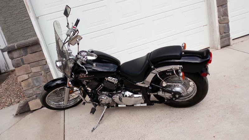 2000 Yamaha V-Star Cruiser Motorcyle - Fort QuAppelle area