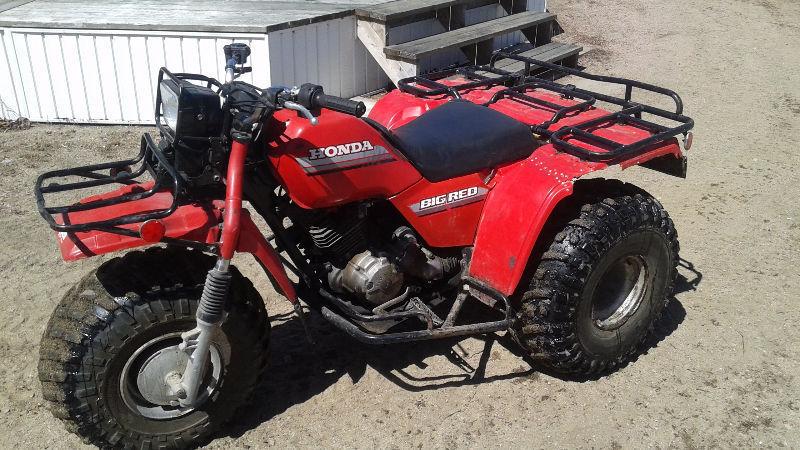 Hond Big Red 250