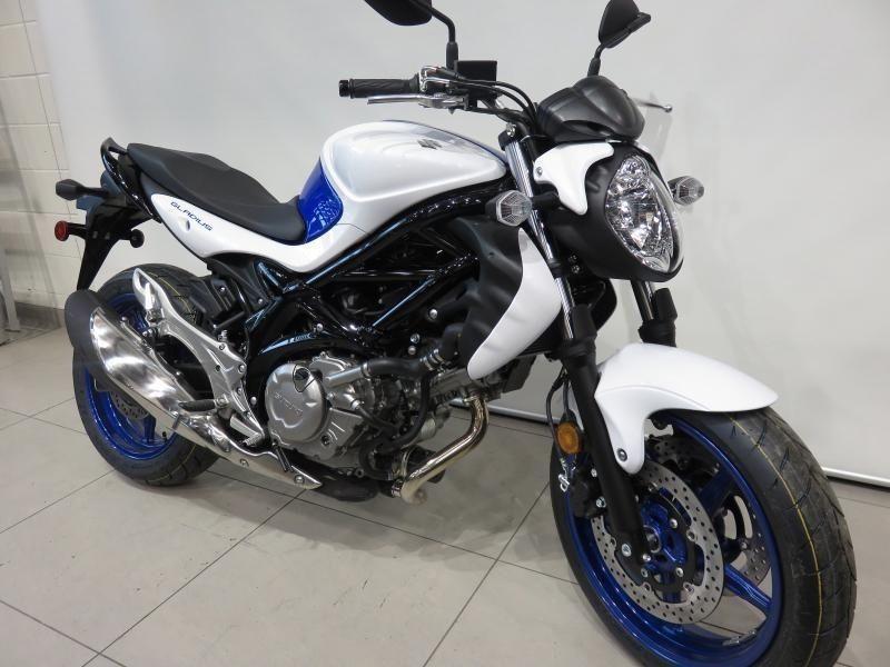 2015 Suzuki SFV 650 Gladius ABS 29,37$/SEMAINE