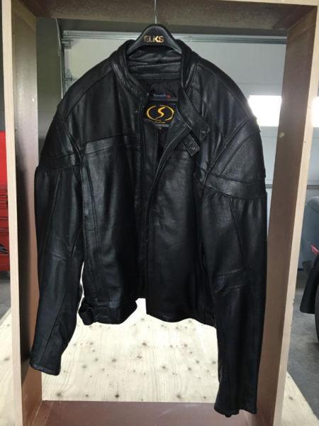 Mens XL Leather Motorcycle Jacket