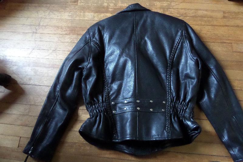 LADIES LEATHER MOTORCYCLE JACKET