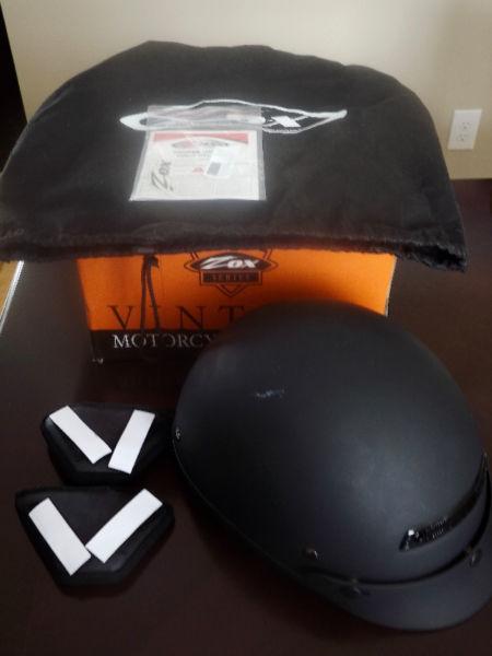 Zox Alto Flat Black Helmet, M, excellent condition