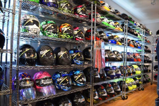 MARK DOWNS HAPPENING ON SELECT MOTORCYCLE RIDING HELMETS!