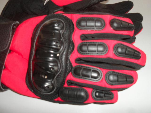 Motorcycle Gloves / Snowmobile Gloves (armor)