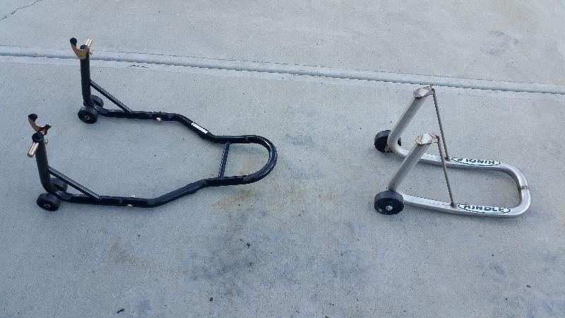 Front and rear motorcycle stands