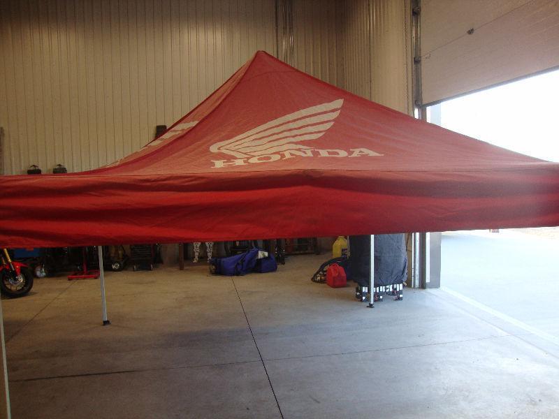 10x10 Honda tent Caravan Ez-up