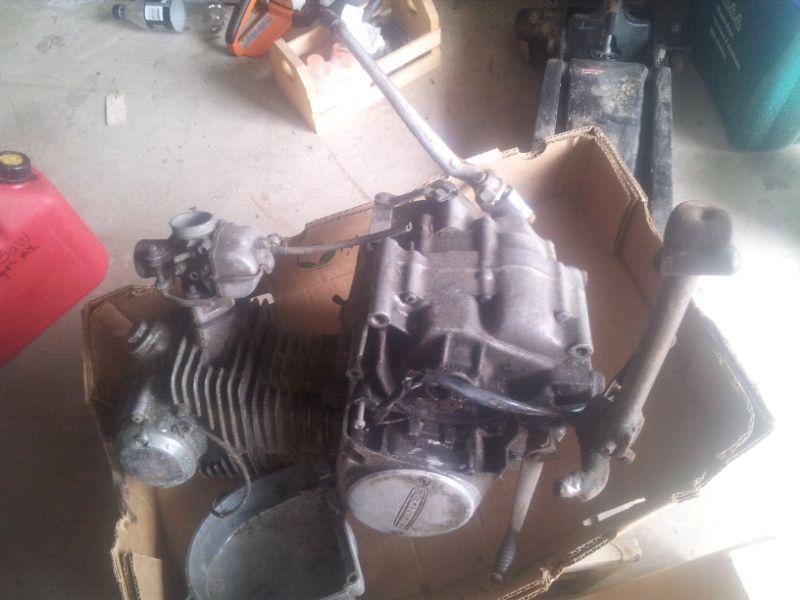 Honda 125 cc bike engine and transmission