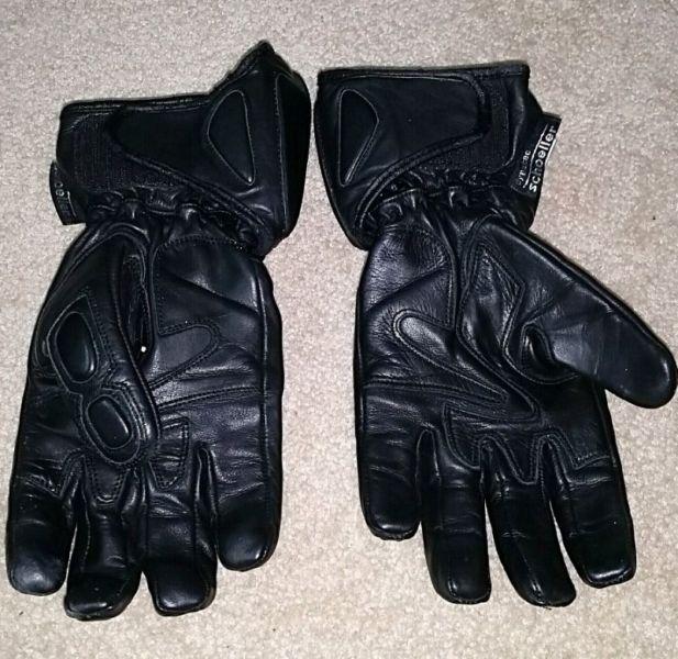 Motorcycle gloves- xs