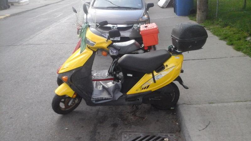 yellow scooter 50cc