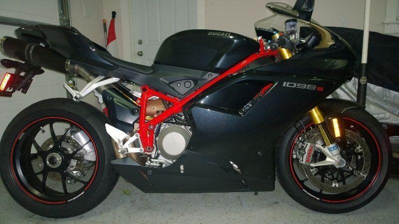 08 Ducati 1098S