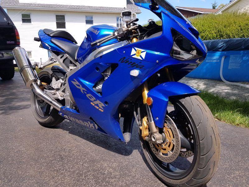 2004 Kawasaki Ninja ZX-6R