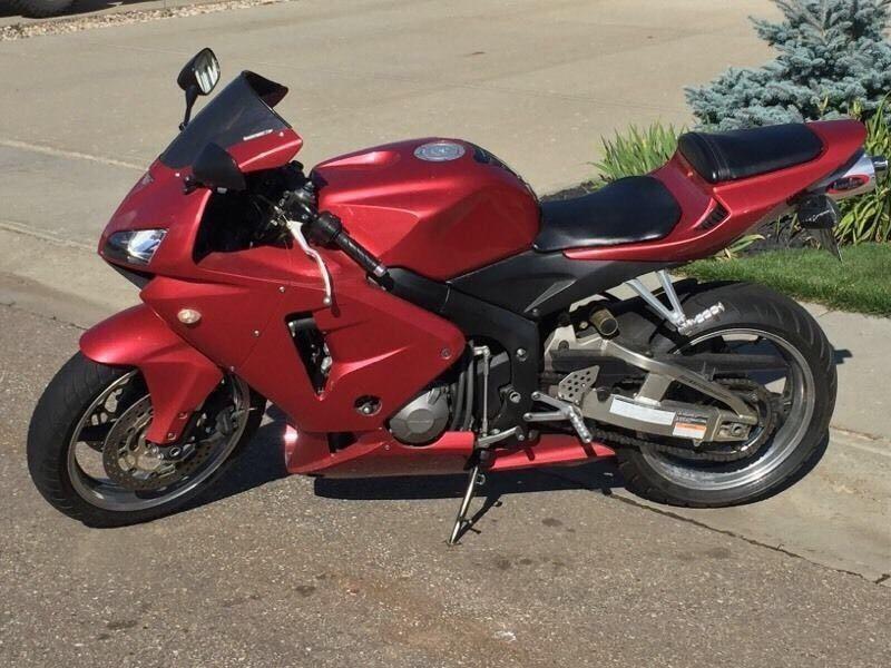 Street Bike for Sale!! Very well taken care of