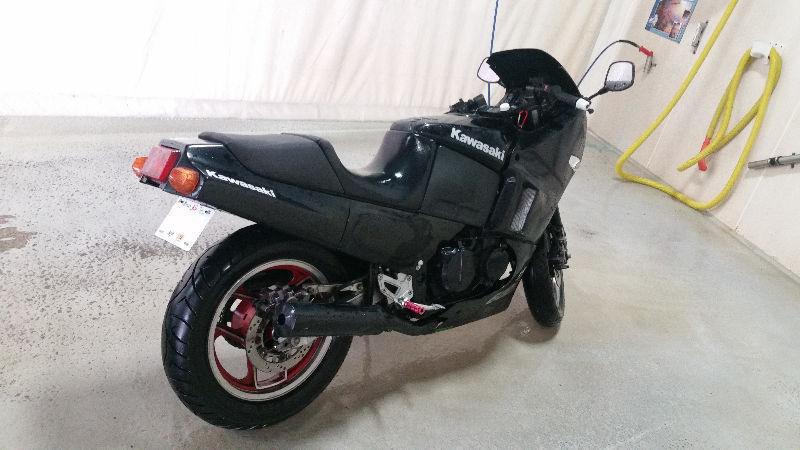 1989 Kawasaki Ninja 600r $1,750 OBO