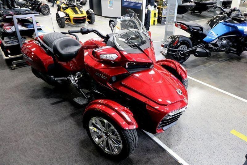 2016 can-am Spyder F3 Limited Edition $82.34/week (120 months@7