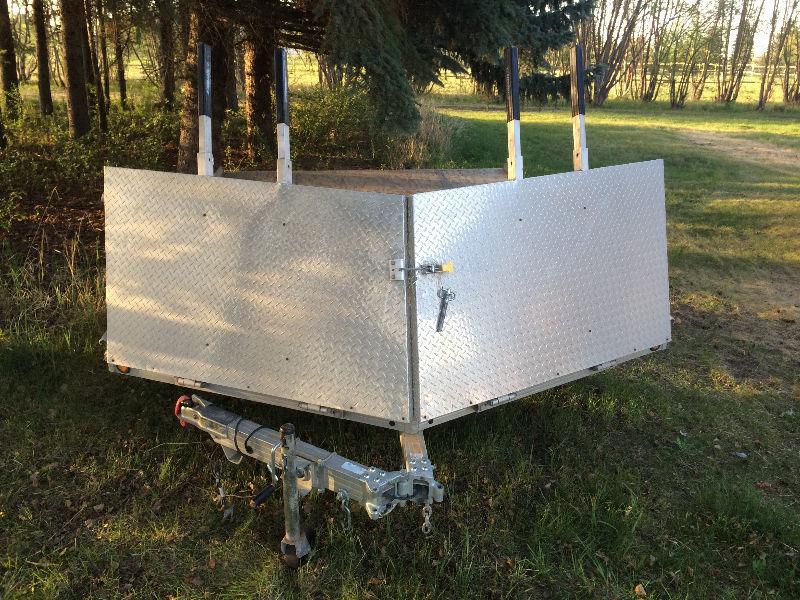 2007 Newmans SledBed 13' Aluminum Drive On/Off Trailer