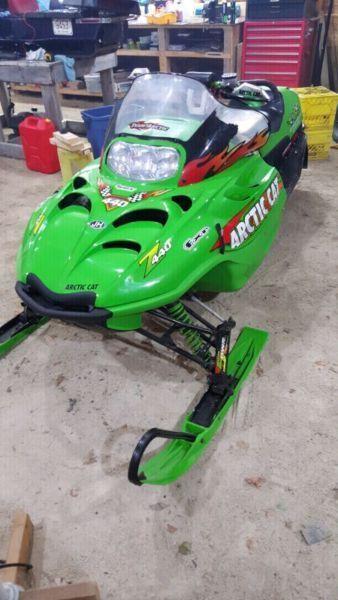 New 2001 arctic cat z440 snowpro