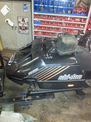 ski doo mach 1 $600 or trade for chevy rims and tires