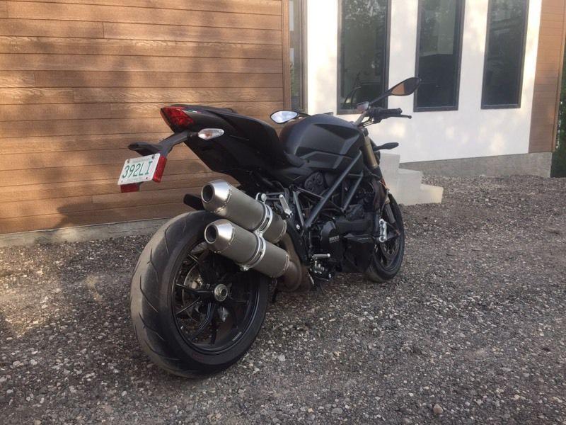 2013 Ducati Streetfighter 848 - Only 3,600km
