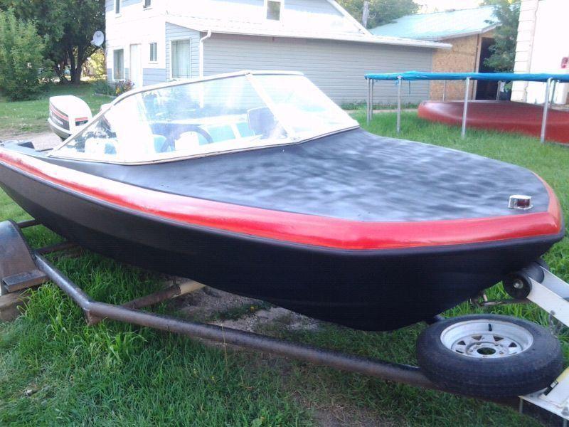 Beautiful fast boat sell or trade