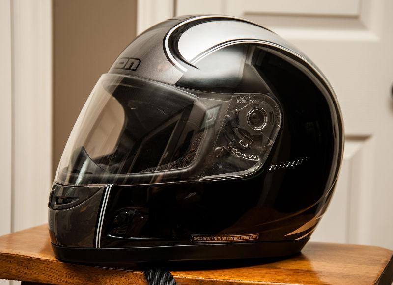 XL Motorcycle helmet excellent condition