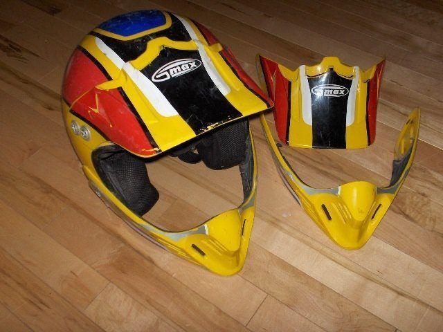 GMAX Size Large Dirt Bike or ATV Helmet with Spare Parts
