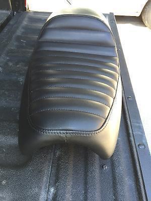 British customs cafe style seat for triumph motorcycles