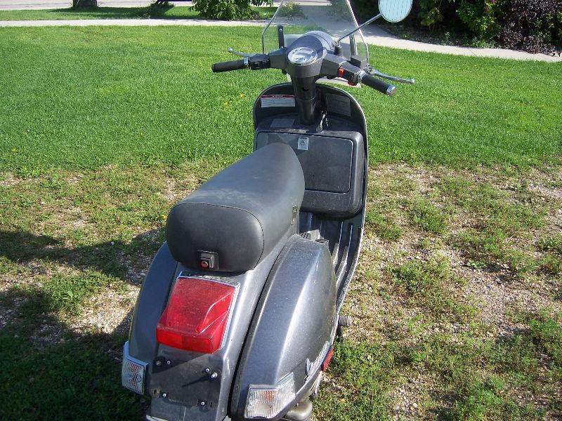 2005 Vespa PX150 Scooter