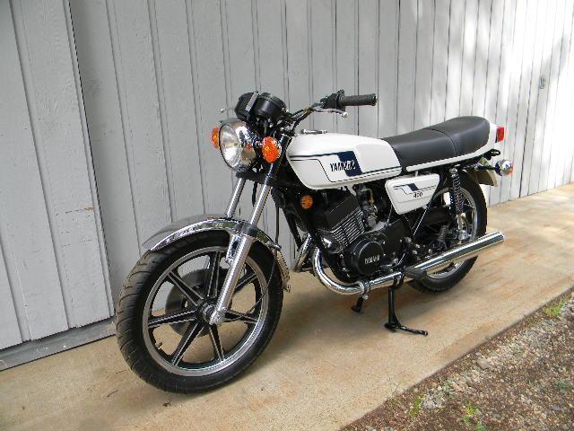 1978 Yamaha RD 400 Fully Restored