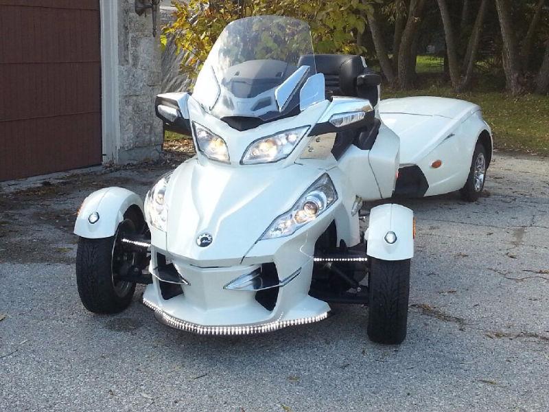 Loaded Can Am Spyder and Trailer
