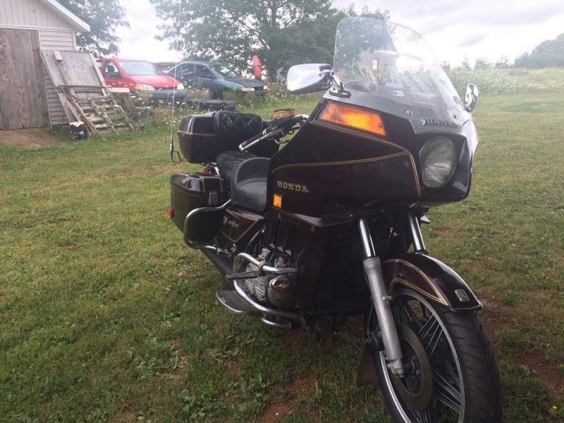 1980 Goldwing motorcyle, road ready