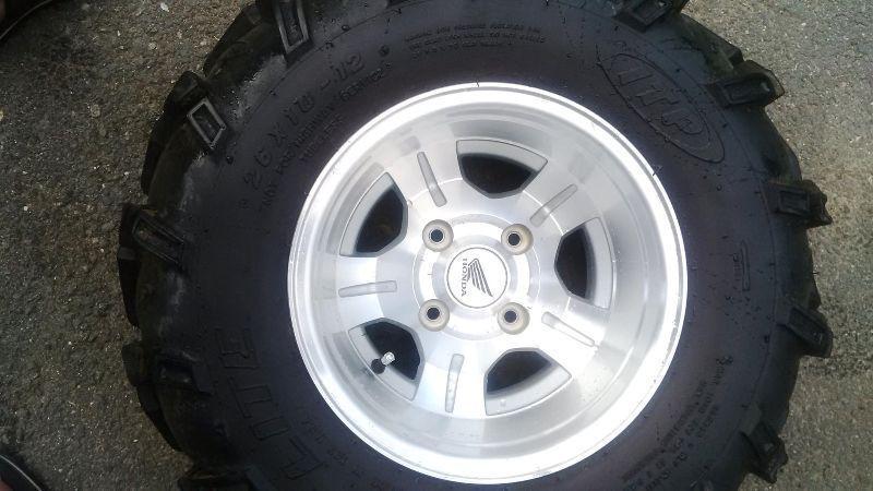 HONDA WHEEL/TIRE UPGRADE- Near new ! Great Deal !